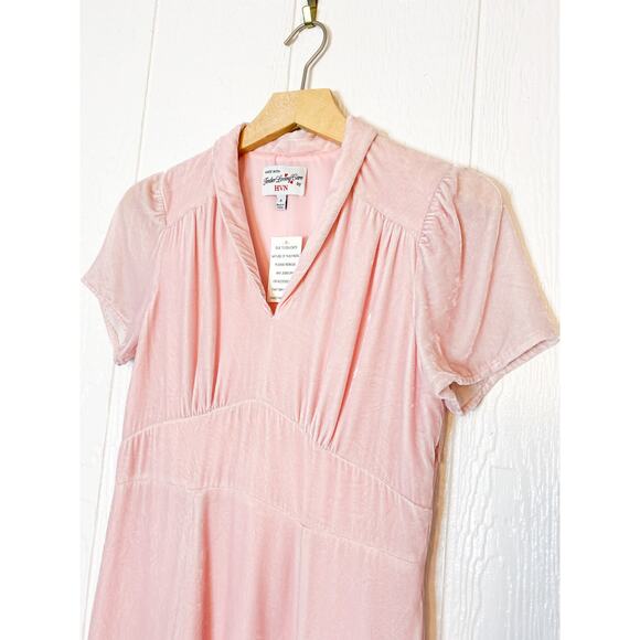 HVN 'Morgan' Blush Pink Silk Velvet Midi Dress US 4 NWT $795 - Picture 4 of 11